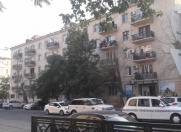 İcarəyə verilir 2 otaqlı 60 m2 köhnə tikili Şah İsmayıl Xətai m.