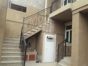 Satılır 5 otaqlı 1.2 m2 həyət evi Masazır