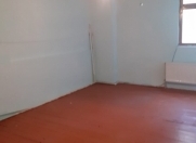 İcarəyə verilir 3 otaqlı 100 m2 həyət evi Neftçilər m.