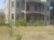 Satılır 10 otaqlı 750 m2 villa Buzovna