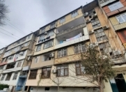 Satılır 2 otaqlı 60 m2 köhnə tikili Qara Qarayev m.