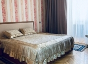 İcarəyə verilir 2 otaqlı 65 m2 köhnə tikili Elmlər Akademiyası m.