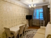 Satılır 3 otaqlı 80 m2 yeni tikili Əhmədli m.