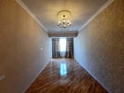 Satılır 2 otaqlı 76 m2 yeni tikili Həzi Aslanov