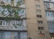 Satılır 2 otaqlı 50.4 m2 köhnə tikili 8 mkr