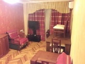 İcarəyə verilir 1 otaqlı 30 m2 köhnə tikili Elmlər Akademiyası m.