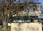 Satılır 6 otaqlı 1000 m2 bağ evi Novxanı