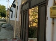 Satılır 3 otaqlı 200 m2 həyət evi Əmircan