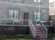 İcarəyə verilir 6 otaqlı 215 m2 bağ evi Buzovna