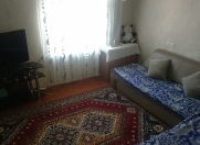 Satılır 2 otaqlı 36 m2 köhnə tikili Ayna Sultanova heykəli