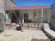Satılır 4 otaqlı 130 m2 həyət evi Binə