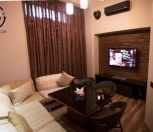 Satılır 4 otaqlı 211 m2 obyekt Nizami m.