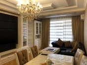 Satılır 4 otaqlı 140 m2 yeni tikili İnşaatçılar m.