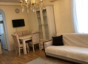 İcarəyə verilir 2 otaqlı 40 m2 köhnə tikili Həzi Aslanov m.