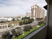 Satılır 4 otaqlı 90 m2 köhnə tikili Əhmədli m.