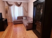 İcarəyə verilir 4 otaqlı 130 m2 köhnə tikili Həzi Aslanov m.