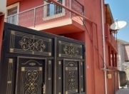 Satılır 9 otaqlı 330 m2 həyət evi Heydər Məscidi