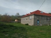 Satılır 4 otaqlı 180 m2 həyət evi Qax