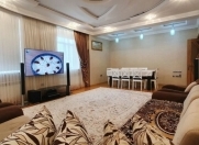 Satılır 4 otaqlı 165 m2 yeni tikili Qara Qarayev m.