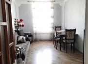 Satılır 3 otaqlı 65 m2 köhnə tikili Qara Qarayev m.
