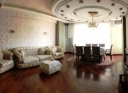 İcarəyə verilir 3 otaqlı 120 m2 yeni tikili Badamdar