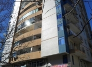 Satılır 3 otaqlı 130 m2 yeni tikili Gənclik m.