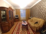 İcarəyə verilir 2 otaqlı 60 m2 köhnə tikili Nəriman Nərimanov m.