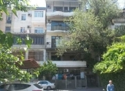 Satılır 4 otaqlı 140 m2 köhnə tikili Hüseyn Cavid parkı