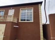 Satılır 3 otaqlı 100 m2 həyət evi Binə