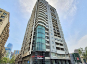 Satılır 3 otaqlı 180 m2 yeni tikili Səməd Vurğun parkı