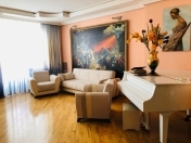 İcarəyə verilir 3 otaqlı 147 m2 yeni tikili 9 mkr