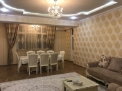 Satılır 3 otaqlı 152 m2 yeni tikili Nəriman Nərimanov m.