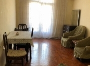 İcarəyə verilir 2 otaqlı 60 m2 köhnə tikili Nəriman Nərimanov m.