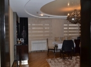 Satılır 4 otaqlı 90 m2 köhnə tikili Xalqlar Dostluğu m.