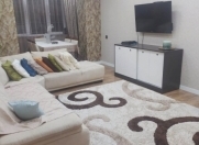 Satılır 5 otaqlı 135 m2 köhnə tikili Həzi Aslanov m.