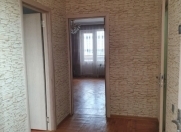 İcarəyə verilir 3 otaqlı 90 m2 köhnə tikili Yasamal r.