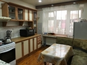 İcarəyə verilir 2 otaqlı 60 m2 köhnə tikili Elmlər Akademiyası m.