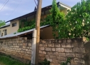 Satılır 8 otaqlı 1 m2 həyət evi Füzuli