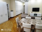 İcarəyə verilir 3 otaqlı 120 m2 yeni tikili Elmlər Akademiyası m.