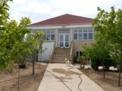 İcarəyə verilir 4 otaqlı 170 m2 bağ evi Buzovna