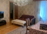 Satılır 3 otaqlı 75 m2 köhnə tikili Qələbə dairəsi