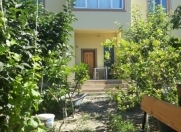 Satılır 7 otaqlı 200 m2 həyət evi Əhmədli