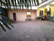 Satılır 4 otaqlı 100 m2 həyət evi Heydər Əliyev Mərkəzi