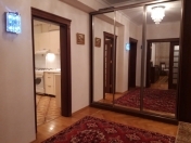 Satılır 2 otaqlı 100 m2 yeni tikili Nizami m.