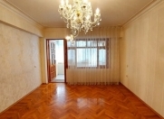 Satılır 3 otaqlı 85 m2 köhnə tikili Gənclik m.