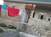 Satılır 3 otaqlı 110 m2 həyət evi Binə