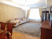 İcarəyə verilir 4 otaqlı 190 m2 yeni tikili Gənclik m.