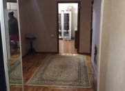 Satılır 4 otaqlı 85 m2 köhnə tikili Əhmədli m.