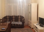 Satılır 2 otaqlı 50 m2 köhnə tikili Rusiya səfirliyi