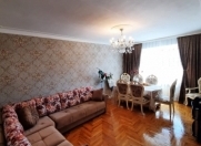 Satılır 5 otaqlı 100 m2 köhnə tikili Əhmədli m.